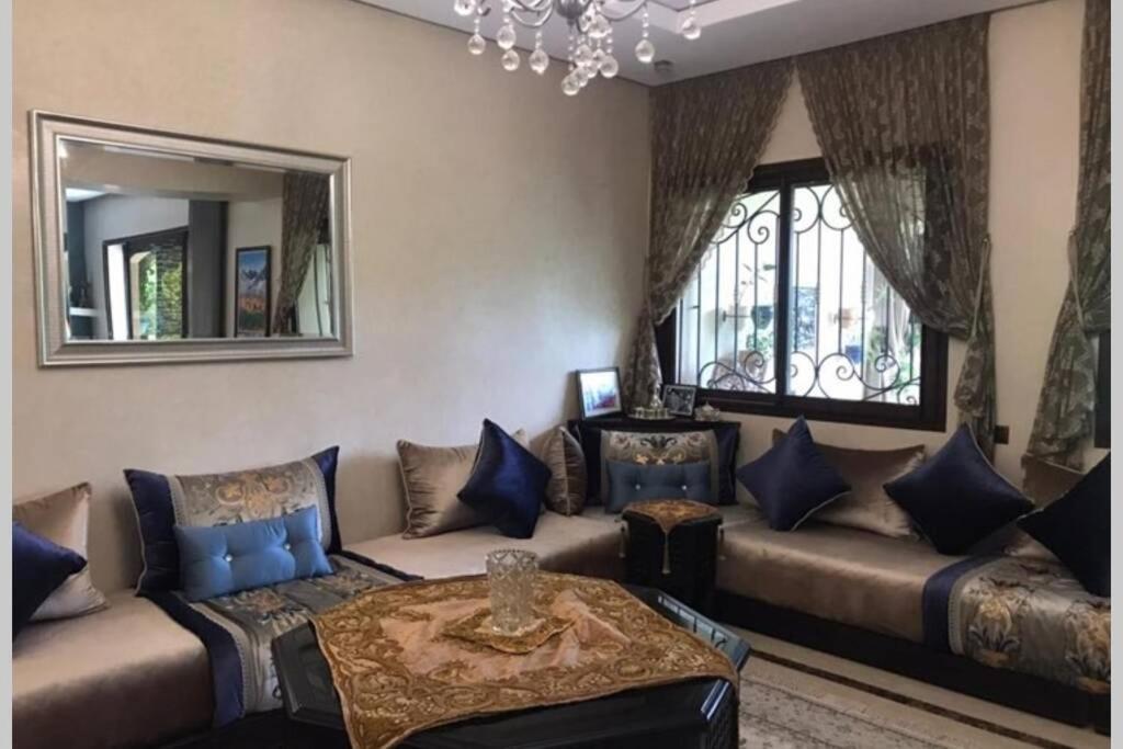 Magnifique Villa Avec Piscine Chauffee Que Pour Famille 马拉喀什 外观 照片