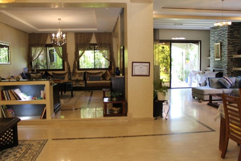 Magnifique Villa Avec Piscine Chauffee Que Pour Famille 马拉喀什 外观 照片