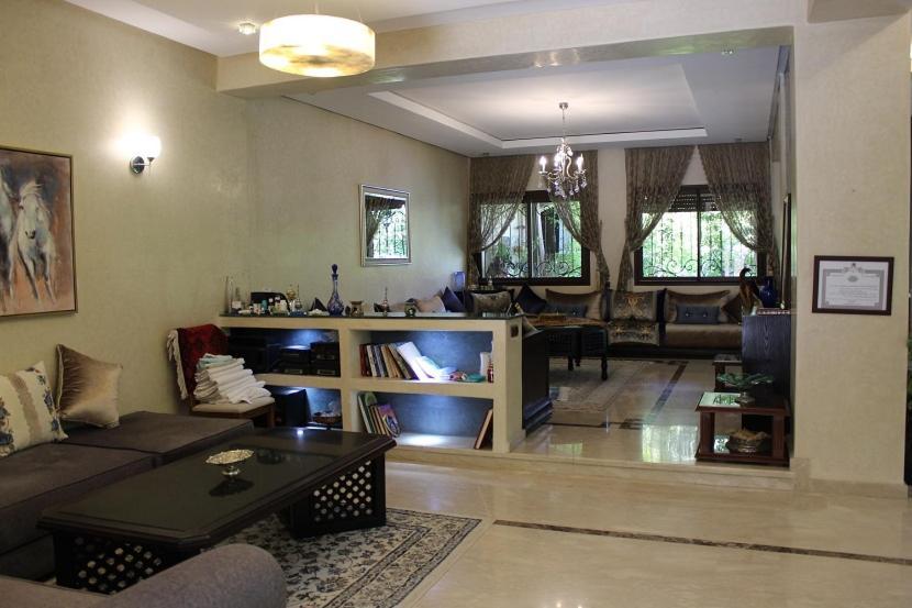 Magnifique Villa Avec Piscine Chauffee Que Pour Famille 马拉喀什 外观 照片