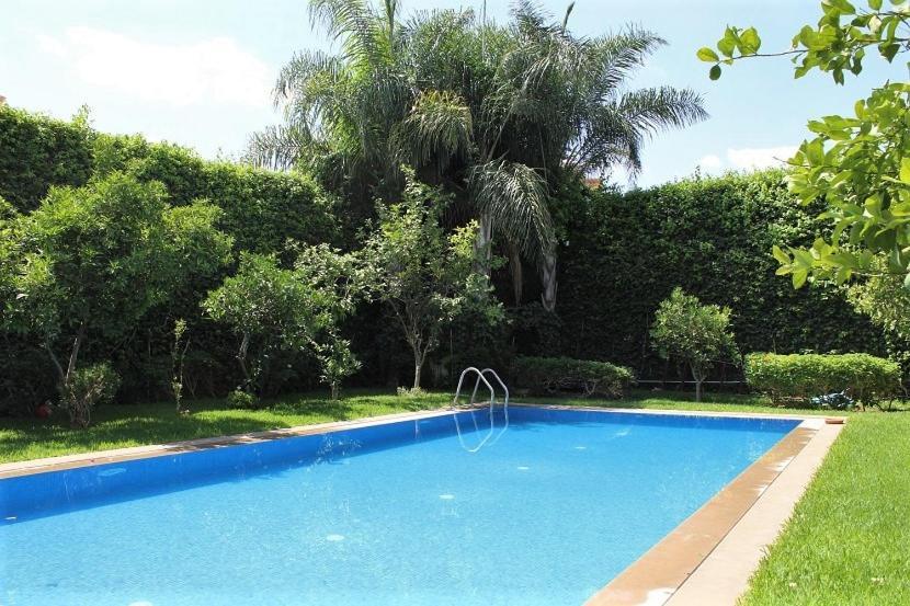 Magnifique Villa Avec Piscine Chauffee Que Pour Famille 马拉喀什 外观 照片