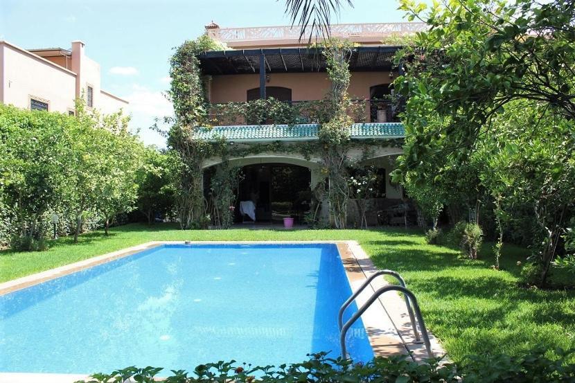 Magnifique Villa Avec Piscine Chauffee Que Pour Famille 马拉喀什 外观 照片